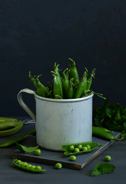 Green Peas Cup Gray Background — Stock Photo, Image
