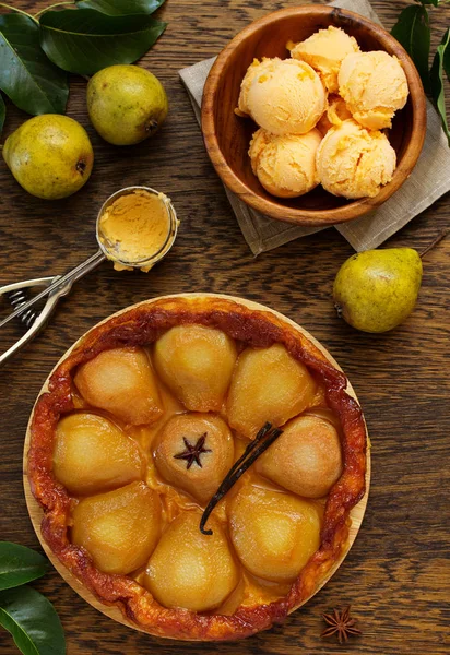 Pear Tart Tatin Caramel — Stock Photo, Image