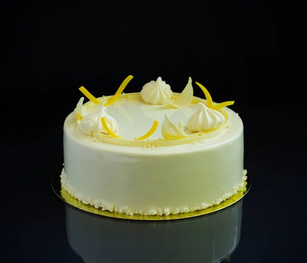 Modern Torta Csokoládé Glassazhem Borított — Stock Fotó