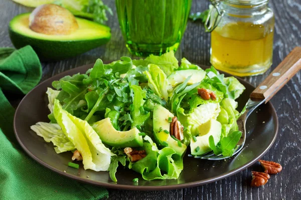 Salad Avocado Pecans — Stock Photo, Image