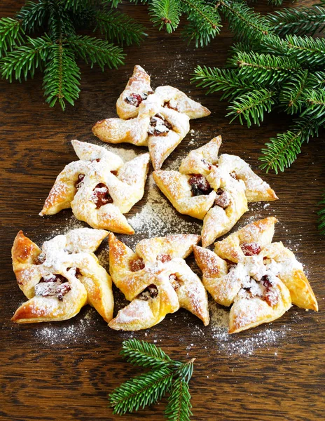 Weihnachtsplätzchen Mit Fruchtmarmelade — Stockfoto