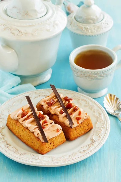 Banaan Karamel Cupcakes Met Crème Shibust Selectieve Aandacht — Stockfoto