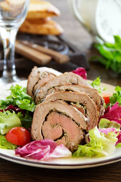 Roast Beef Pesto Salad — Stock Photo, Image