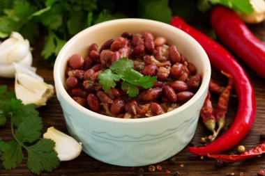 Lobio-yemek sebze ve kuru fasulye. Gürcü mutfağı.