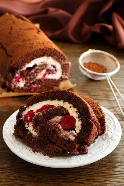 Rulla Schwarzwald Med Körsbär Och Choklad — Stockfoto