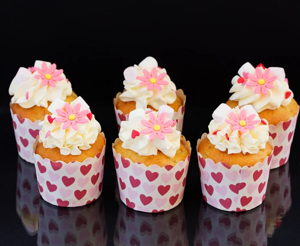 Cupcakes Med Vaniljkräm — Stockfoto