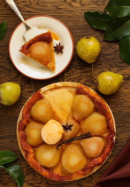 Pear Tart Tatin Caramel — Stock Photo, Image