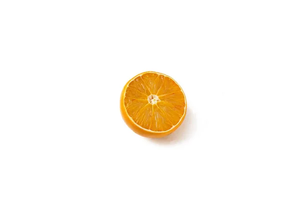 Moitié Orange Mûr Isolé Sur Fond Blanc Vue Dessus — Photo