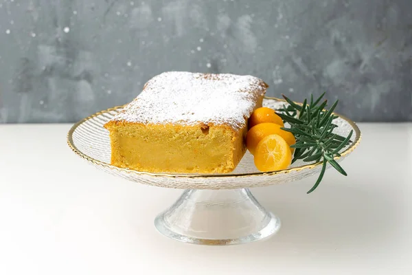 Orange Cake Cake Stand Homemade Bakery — Stock Photo, Image