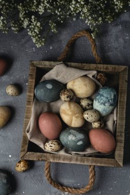 Paskalya en az arka plan rustik tarzı kompozisyon - orga bahar