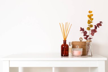 İskandinav Hygge tarzı, ev iç-Aroma difüzör ile Wo