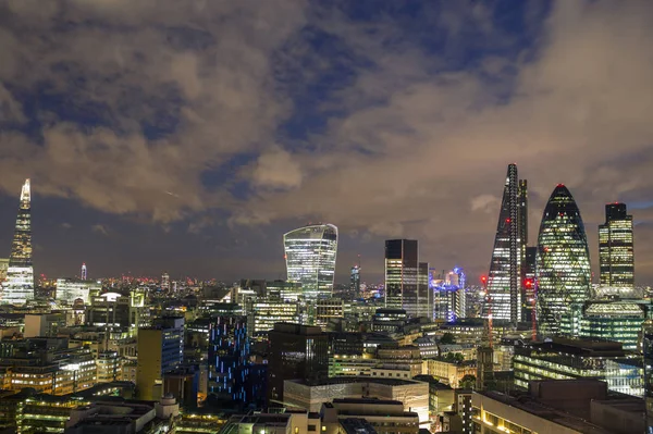Arquitectura Urbana Londres Por Noche —  Fotos de Stock