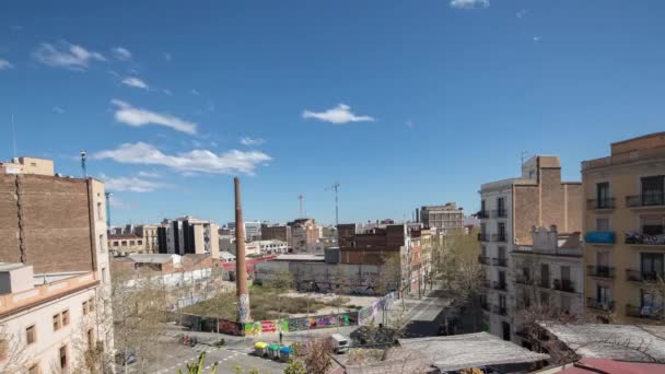 Timelapse Vista Esquina Calle Barrio Industrial Poblenou Barcelona — Vídeos de Stock