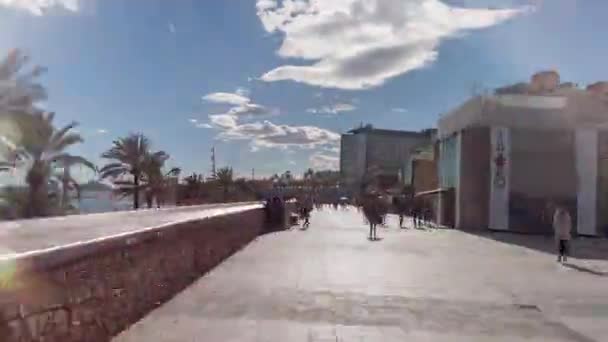 バルセロナ スペイン 2018 ハメ撮り撮影スケート ボードでバルセロナのラ バルセロネータ ビーチ周辺旅行 — ストック動画