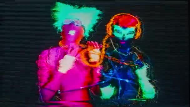 Raver 男人和女人绑在一起与 Led 拍摄的荧光服装下紫外线黑光 — 图库视频影像