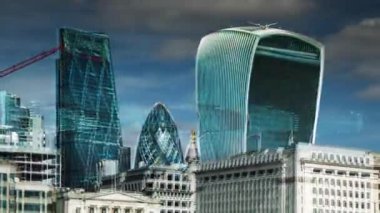 farklı bölgeler ve mekanlar, Londra 'da ses efektleri olan binalar