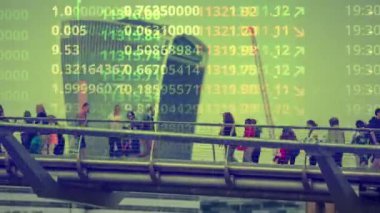 Veri ve bilgi programlama bilgisayar ile Londra Timelapse millennium Köprüsü 