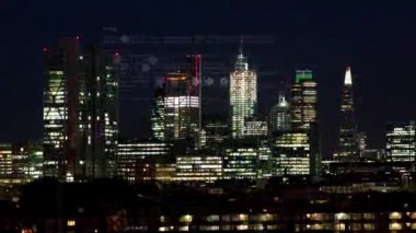 şaşırtıcı Londra şehir manzarası timelapse veri ve bilgi bina cephe eşlenen programlama bilgisayar ile