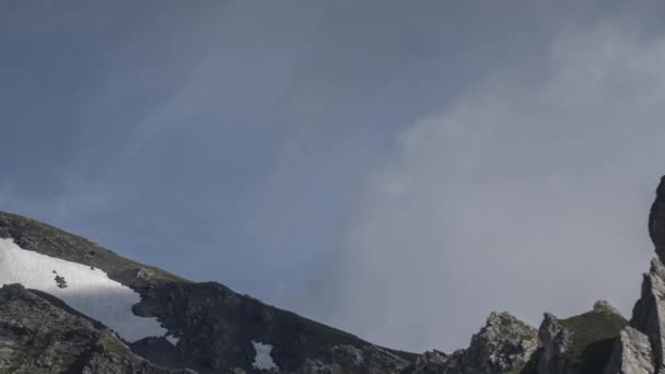 Grote Sint Bernhardpas Omliggende Bergen Alpen Waar Italië Zwitserland Samenkomen — Stockvideo