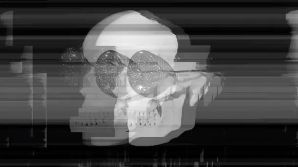 crâne portant des lunettes de soleil recouvertes de diamants tournant contre le noir avec une distorsion supplémentaire