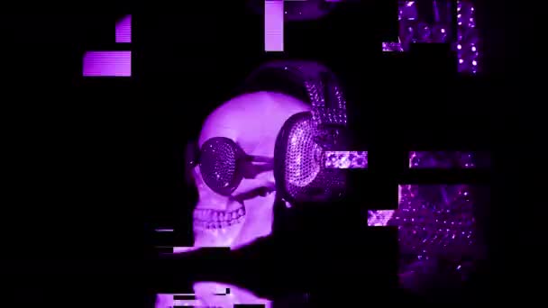 Skull Wearing Diamond Covered Sunglasses Pulsing Distorting — Stock Video