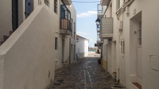 Caminhando Rua Estreita Pela Cidade Velha Ibiza — Vídeo de Stock