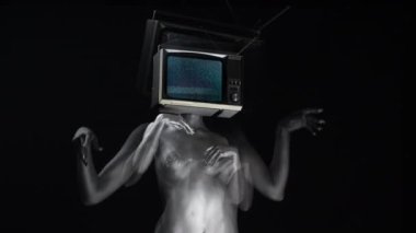 Başı olarak televizyon çıplak kadınla dans, Tv programları girişim