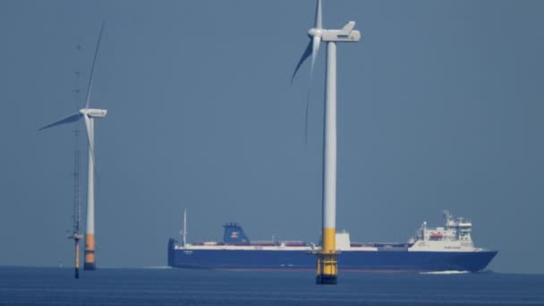 Offshore Windturbines Produceren Van Schone Hernieuwbare Energie Noordzee Kent Verenigd — Stockvideo