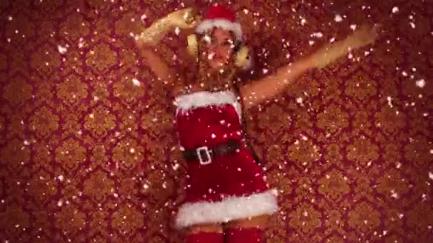Mulher Loira Bonita Dançando Traje Papai Noel — Vídeo de Stock