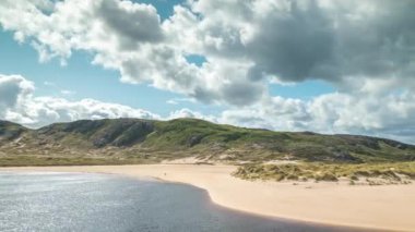 Zaman atlamalı bettyhill İskoçya'nın Kuzey Sahil güneşli, çarpıcı kıyı şeridi