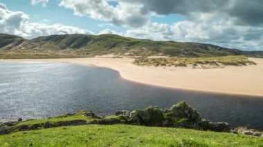 Zaman atlamalı bettyhill İskoçya'nın Kuzey Sahil güneşli, çarpıcı kıyı şeridi