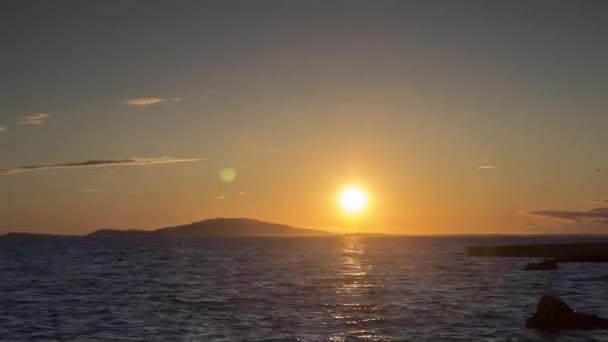 Hermoso Lapso Tiempo Puesta Del Sol Sobre Mar — Vídeo de stock