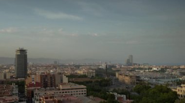 mont juic barcelona şehir merkezi Skyline üzerinden günbatımı timelapse