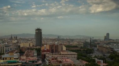 mont juic barcelona şehir merkezi Skyline üzerinden günbatımı timelapse