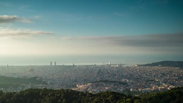 Timelapse Του Στον Ορίζοντα Της Πόλης Βαρκελώνη Νωρίς Πρωί Όμορφο — Αρχείο Βίντεο