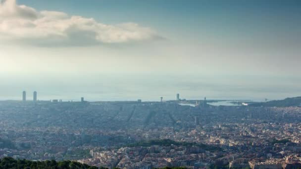 Timelapse Του Στον Ορίζοντα Της Πόλης Βαρκελώνη Νωρίς Πρωί Όμορφο — Αρχείο Βίντεο