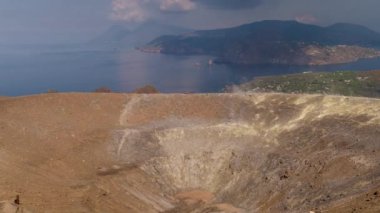 Fessalar tepe di vulcano Sicilya, İtalya'dan göster,
