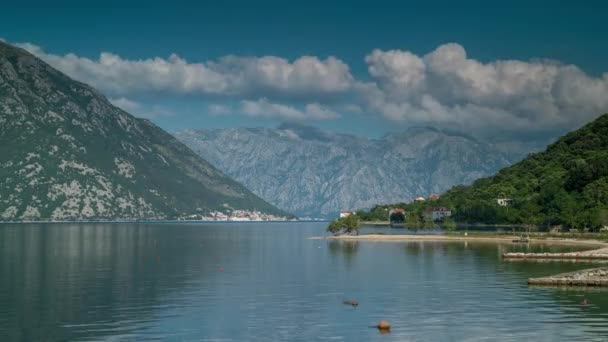 Blick Auf Die Wunderschöne Bucht Von Kotor Montenegro — Stockvideo
