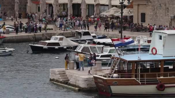 Dubrovnik Mayıs 2017 Kıyı Şehir Dubrovnik Hırvatistan Büyük Turistik — Stok video