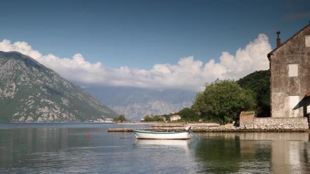 Widok Piękną Zatokę Kotor Czarnogórze — Wideo stockowe