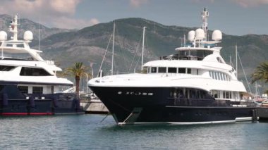 Tivat marinada Porto Karadağ Yatlar