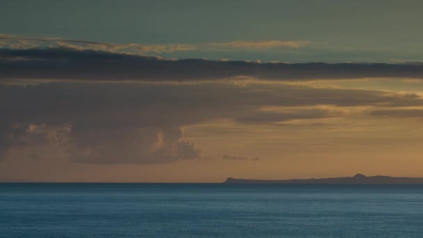 Ранним Утром Восход Солнца Над Средиземным Морем Сицилии — стоковое видео