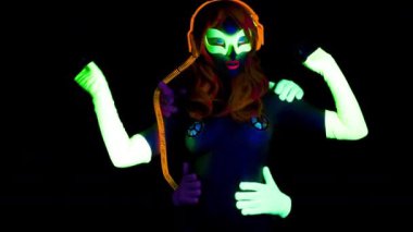 vücudunda ilave el ile Uv ultraviyole ışık altında floresan Giyim seksi cyber raver kadın filme