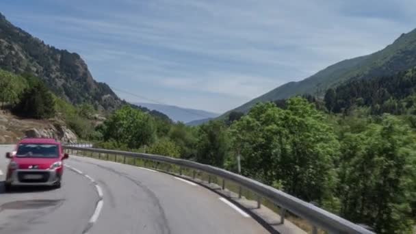 Caméra Fixée Avant Véhicule Hors Route Traversant Route Berga Espagne — Video