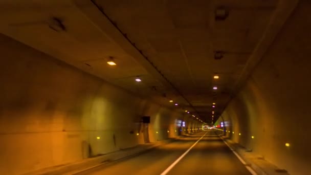 Проезд Через Туннель Барселоне Огнями — стоковое видео