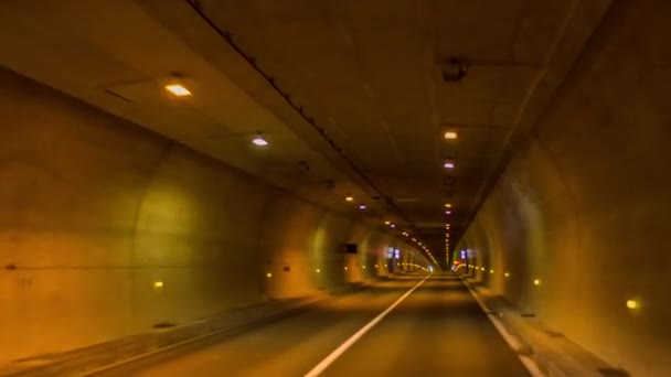 Conducir Través Túnel Barcelona Con Luces — Vídeo de stock