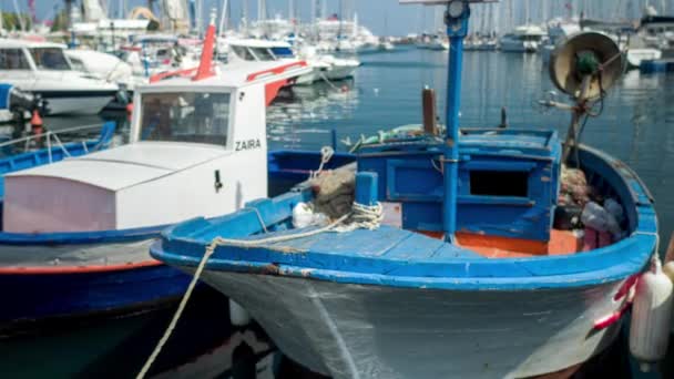 Palermo Italia Octubre 2016 Barcos Pesca Pequeños Yates Amarrados Puerto — Vídeos de Stock