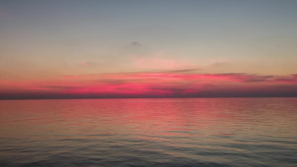 Een Prachtige Zonsopgang Horizon Zee Gefilmd Vanaf Een Boot Middellandse — Stockvideo