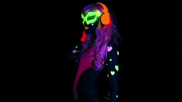 Female Disco Dancer Posing Fluorescent Costume — Stock Video