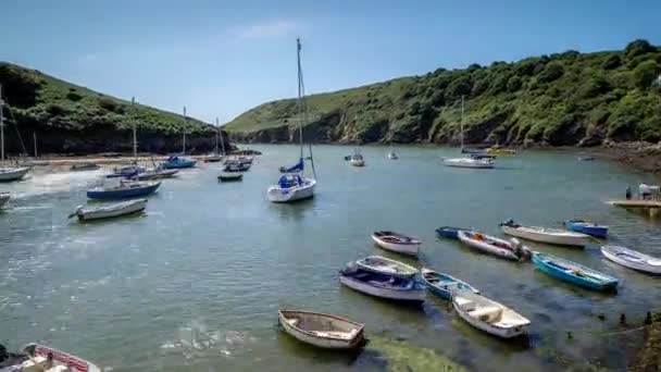 Эпический Снимок Порта Сольва Уэльсе Вода Вытекает Залива Море Оставляя — стоковое видео